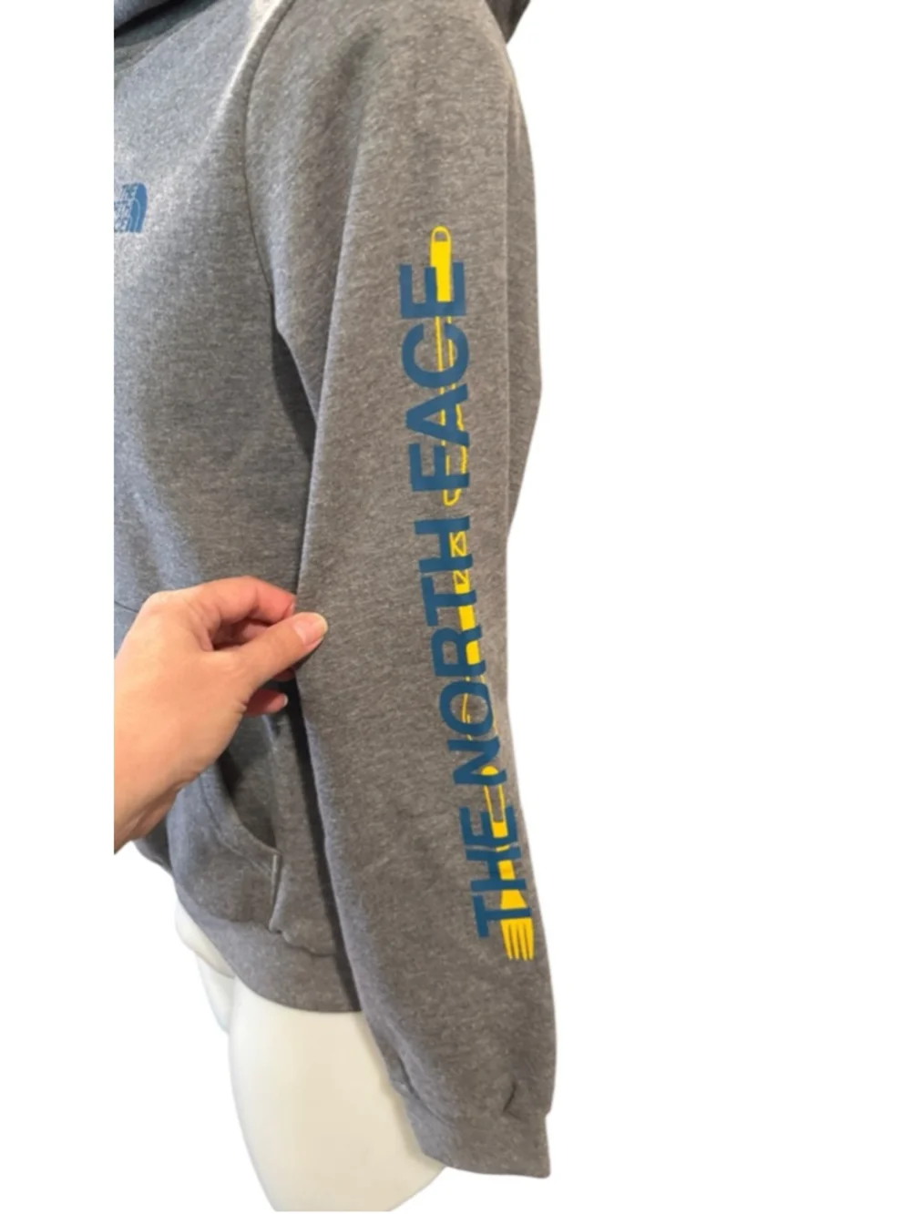 Men's The North Face Grey M Evo Tent Hoodie M